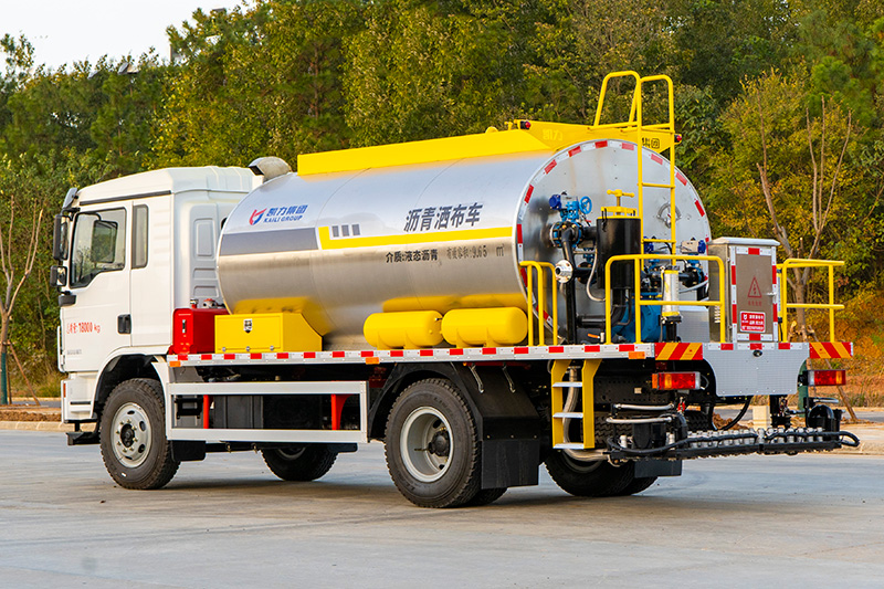 陕汽L3000沥青洒布车（10方）