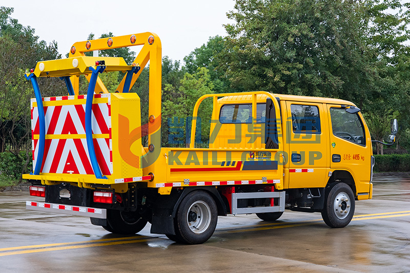 东风小多利卡双排座防撞车