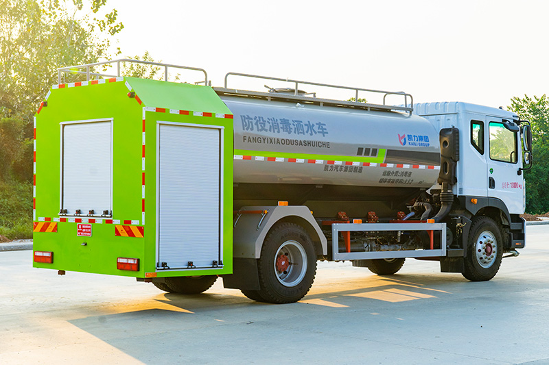 东风D9消防洒水车12方