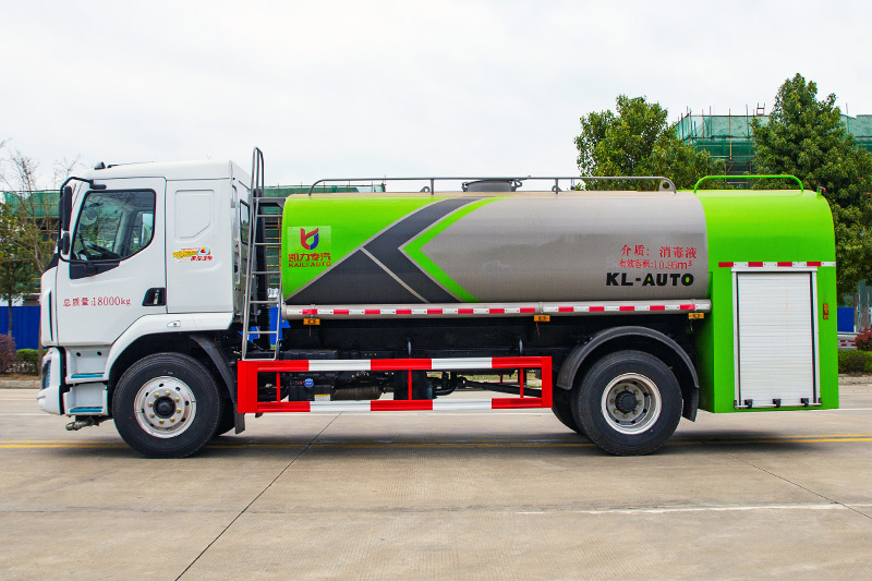 柳汽消防洒水车13方