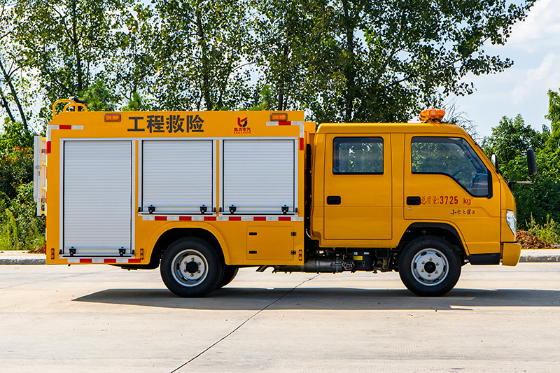 小卡之星3消防洒水车2.5方