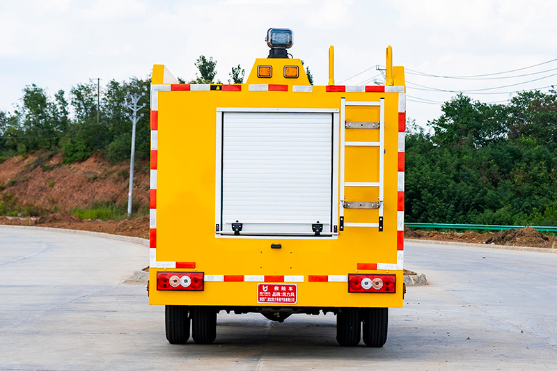 小卡之星3消防洒水车2.5方