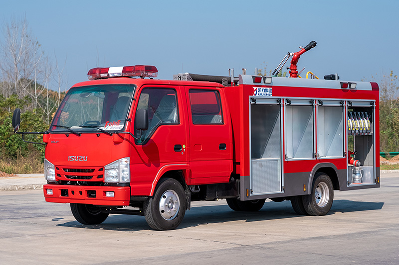 五十铃泡沫消防车2方（内藏）