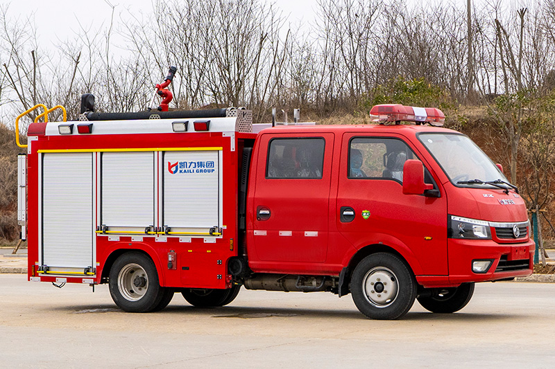东风途逸双排水罐消防车1方（内藏）