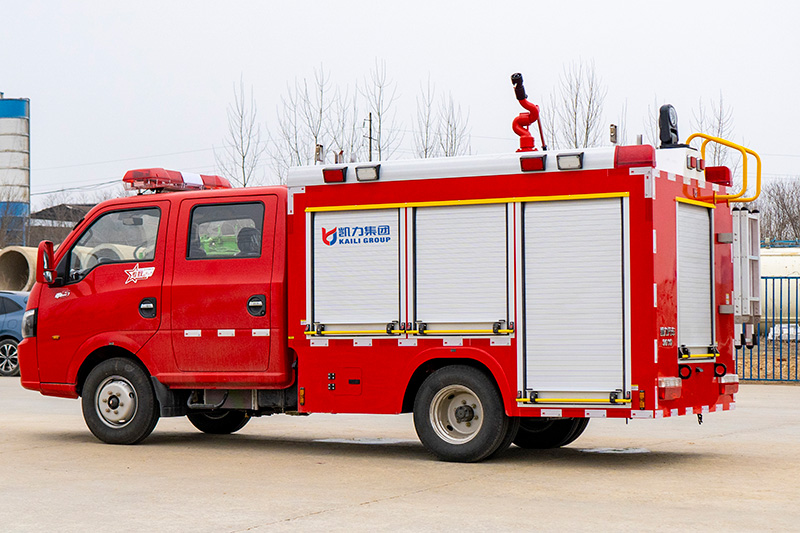 东风途逸双排水罐消防车1方（内藏）