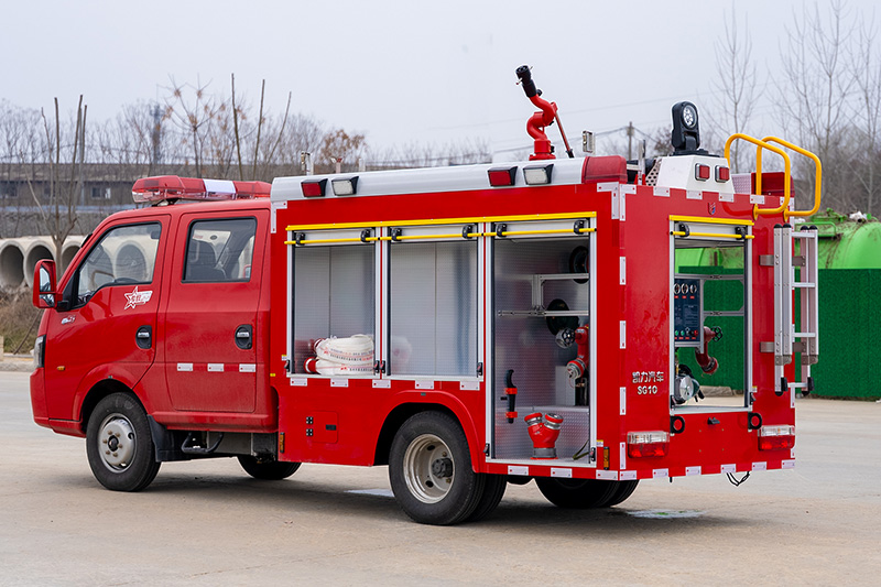 东风途逸双排水罐消防车1方（内藏）