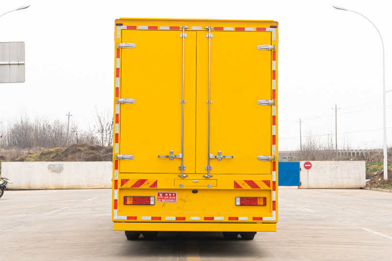 东风天锦电源车300kw/400kw/500kw