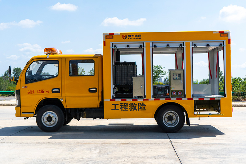 小多利卡双排救险车500方每时/1000方每时
