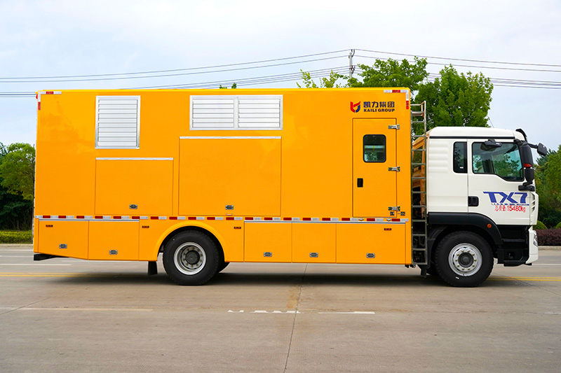 重汽豪沃F0188大流量排水抢险车4000方每时